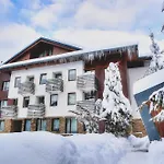 Euphoria Club Хотел Боровец
