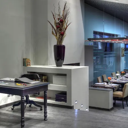 Отель Euphoria Club 4*